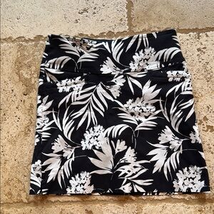 Skort, black and white print, S.C.&CO, size small